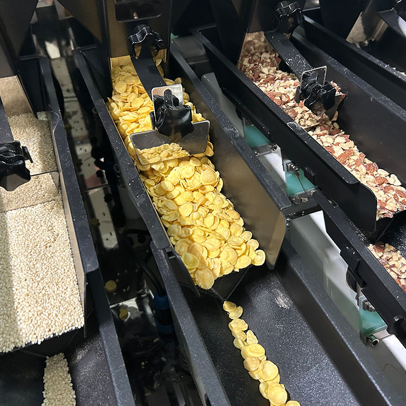 Αυτόματη συσκευή συσκευασίας τροφίμων 10g-1000G Πορτοφόλι Πορτοκαλί